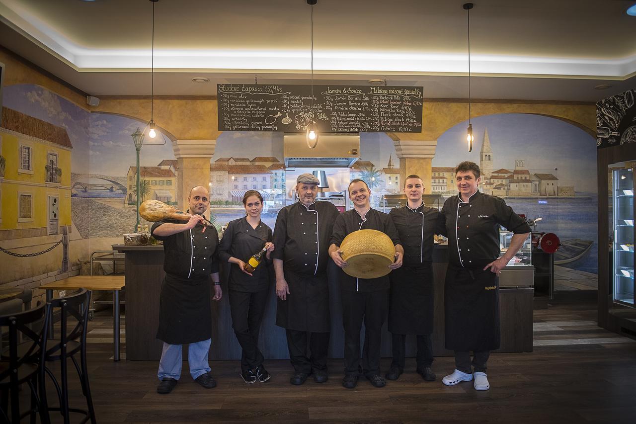 Villa Plaza Boutique Hotel & Spa Prešov Dış mekan fotoğraf